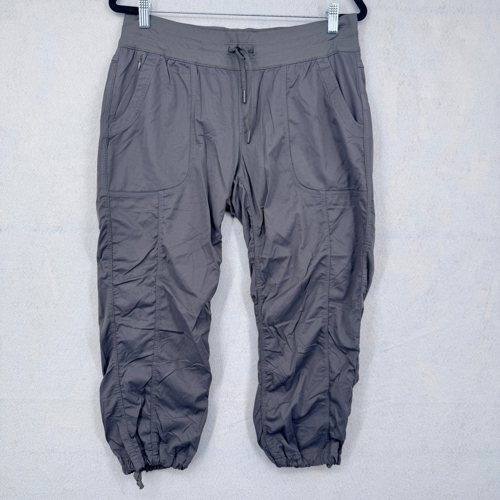 The North Face Mapleton Tech Capri Pant Womens L Grey Hiking Gorpcore Active